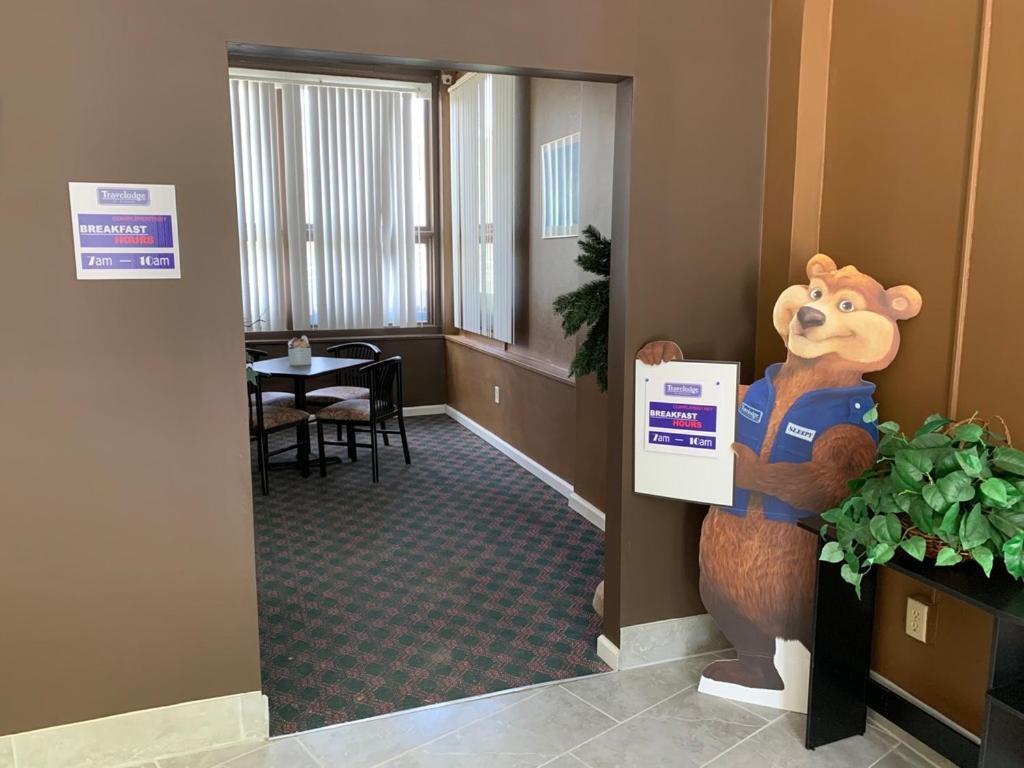 Travelodge By Wyndham Lake George Ny Екстериор снимка